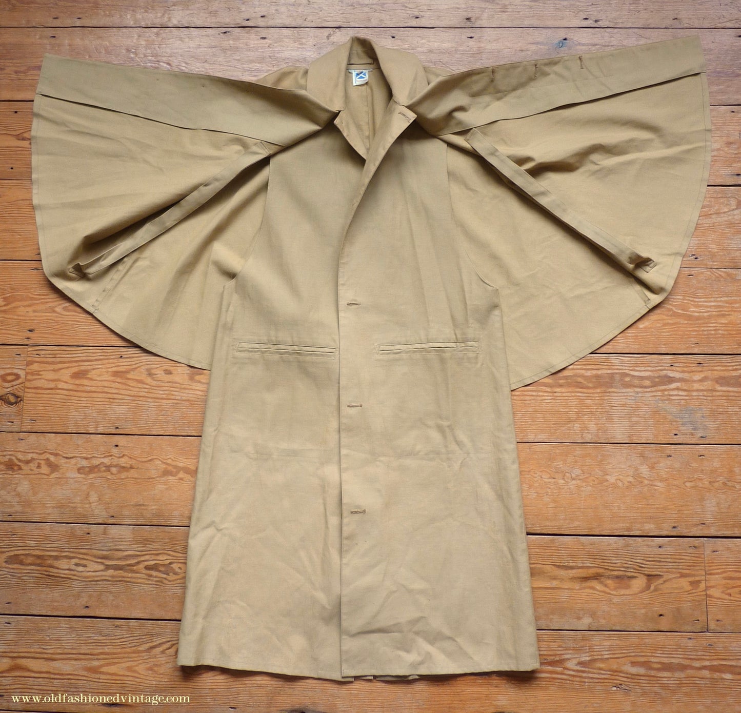 Vintage Mens 1980s Rubberised Inverness Cape Mustard Beige Rain Coat Mackintosh S