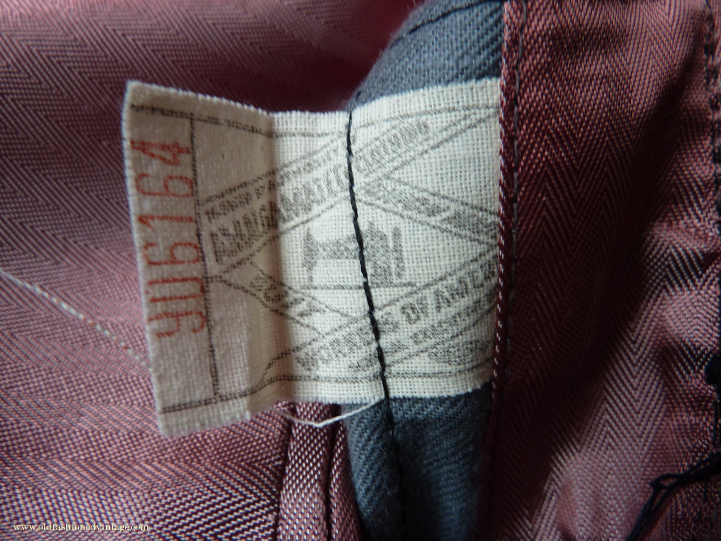 Vintage Mens 1950s American Suit Flecked Slub Shot Silk Effect Rayon Pinky Taupe Grey Black 40"