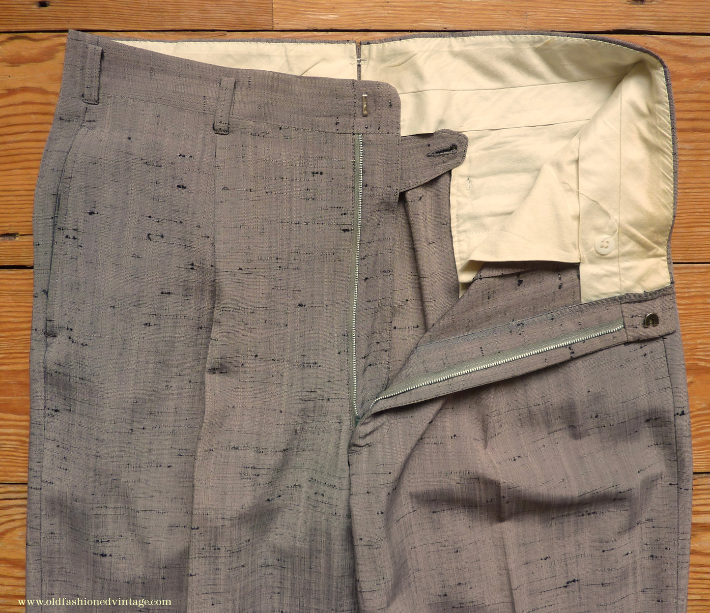 Vintage Mens 1950s American Suit Flecked Slub Shot Silk Effect Rayon Pinky Taupe Grey Black 40"