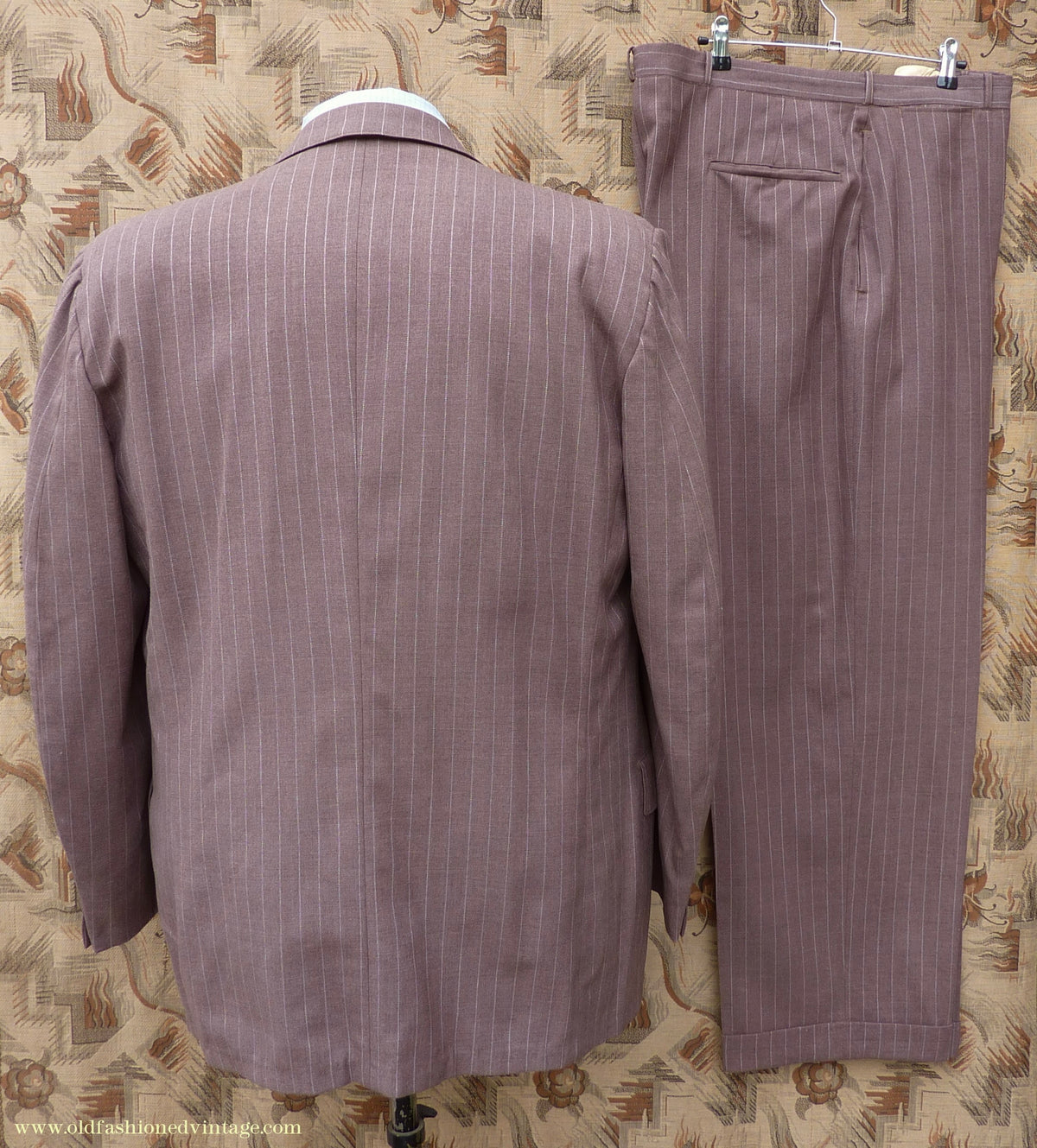 Vintage Mens 1940s American Double Breasted Suit Brown Pinstripe XL XXL 46" / 48"