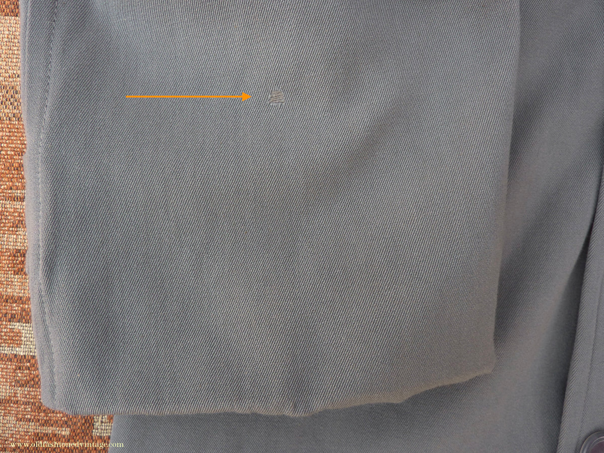Vintage Mens 1940s 1950s Burton Trenchcoat Grey Gabardine Double Breasted Raincoat Mac