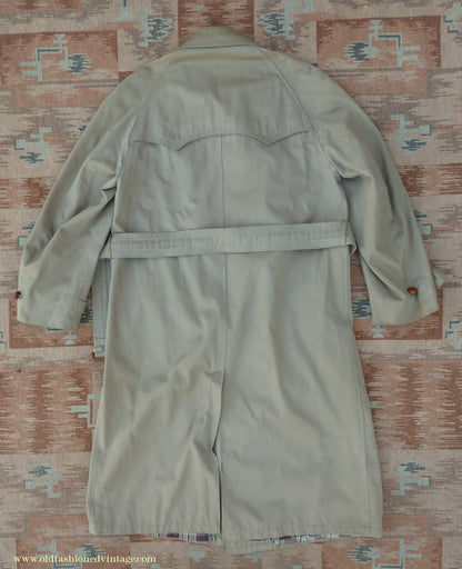 Vintage Youths / Mens 1940s Trench Coat Double Breasted Khaki Tan Raincoat Mac XS