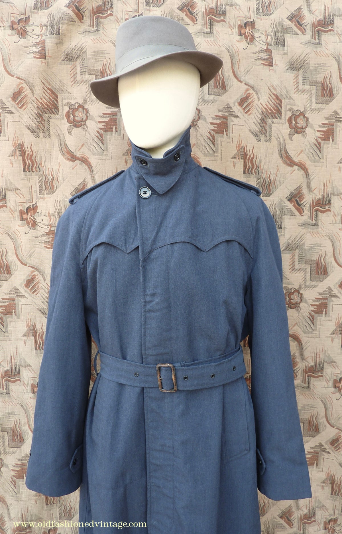 Vintage Mens 1960s Single Breasted Belted Raglan Raincoat Air Force Blue Trench Coat Mac M L
