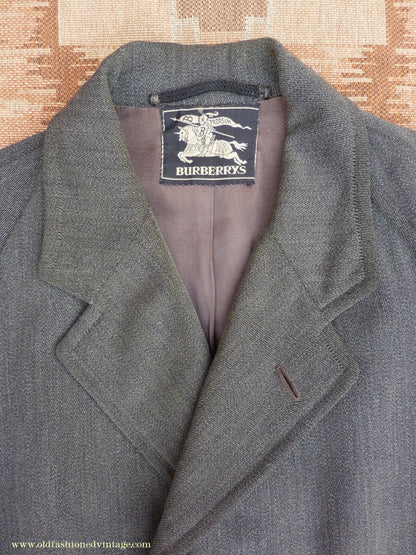 Vintage Mens 1930s 1940s Burberrys Single Breasted Raglan Raincoat Mac Coat Grey Salt & Pepper M 40"