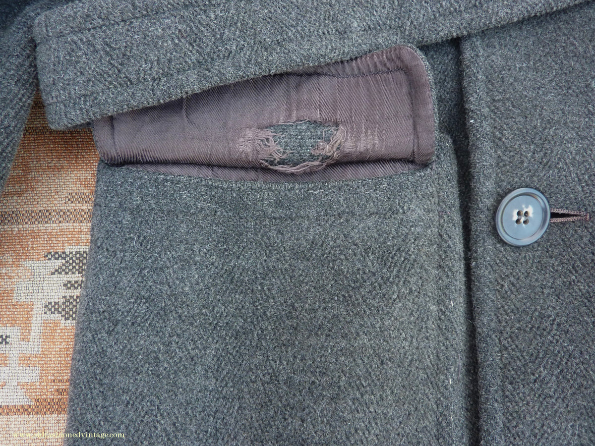 Vintage Mens 1940s Double Breasted Overcoat Coat Dark Grey Wool DB Belted 38"