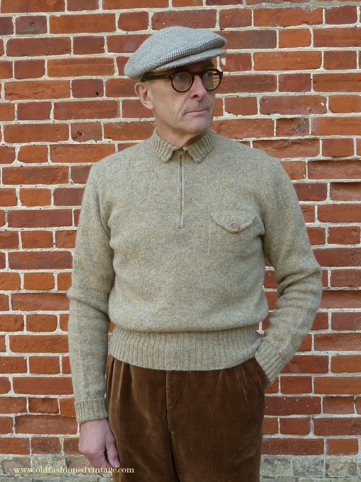 Old Fashioned Garments Vintage Reproduction 1930s 1940s Mens Zip Neck Chest Pocket Jumper Natural Straw Beige Melange Polo Sweater M/L