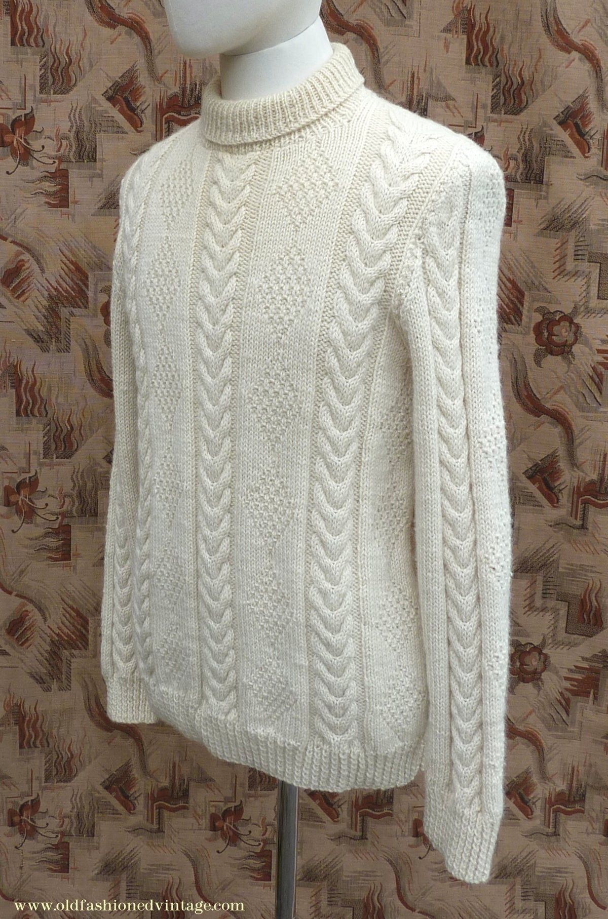 Vintage Mens 1960s Cream Hand Knitted Roll Neck Sweater Cable Knit Jumper Pullover L