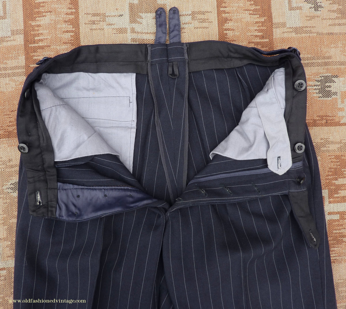 Vintage Mens 1940s 1950s Double Breasted Suit Navy Blue Pinstripe 38"