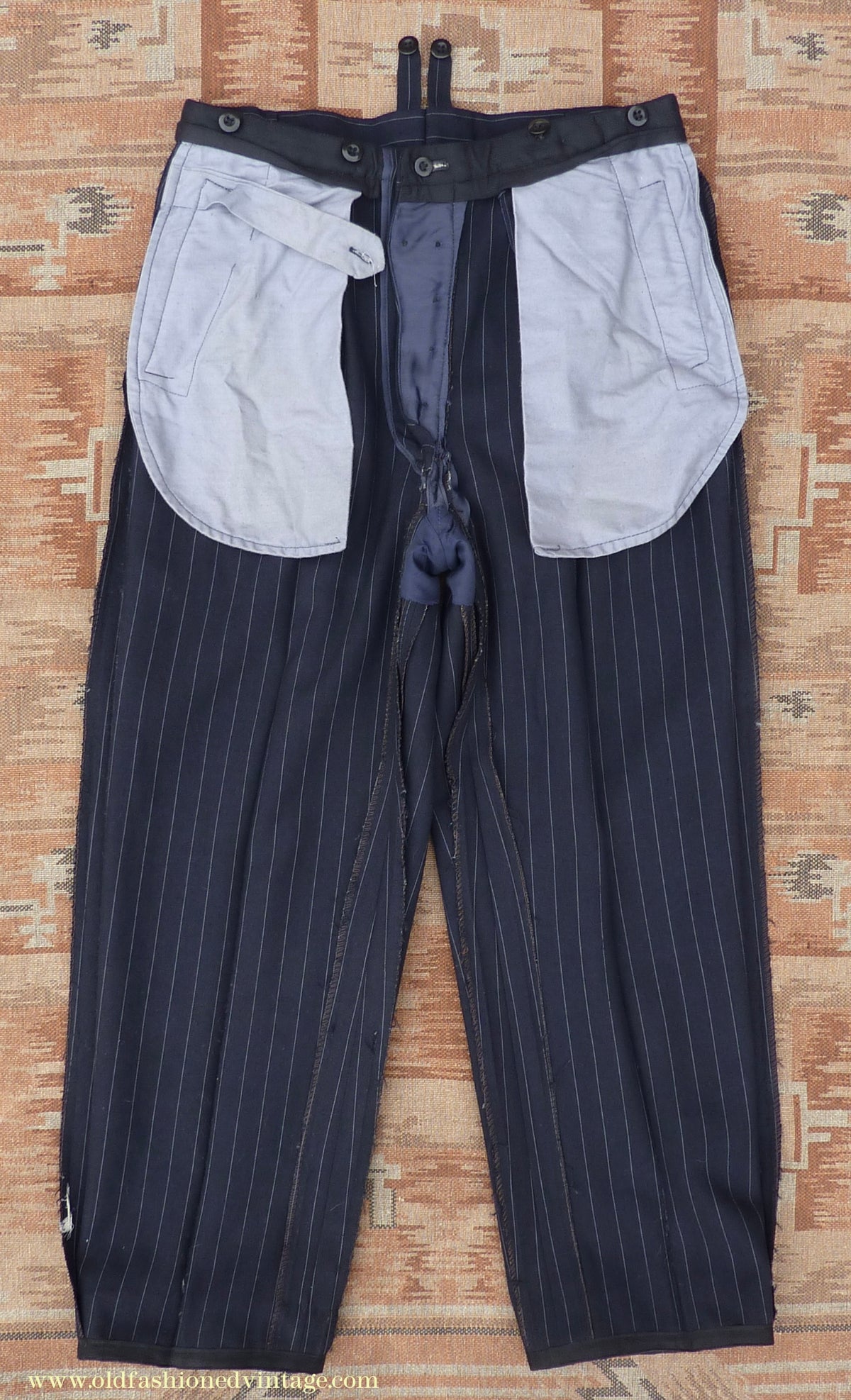 Vintage Mens 1940s 1950s Double Breasted Suit Navy Blue Pinstripe 38"