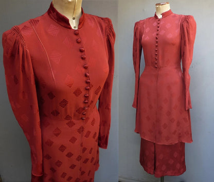 Superb Original Vintage 1930s Handmade Tunic Dress Rusty Red Rayon Crepe UK S/M