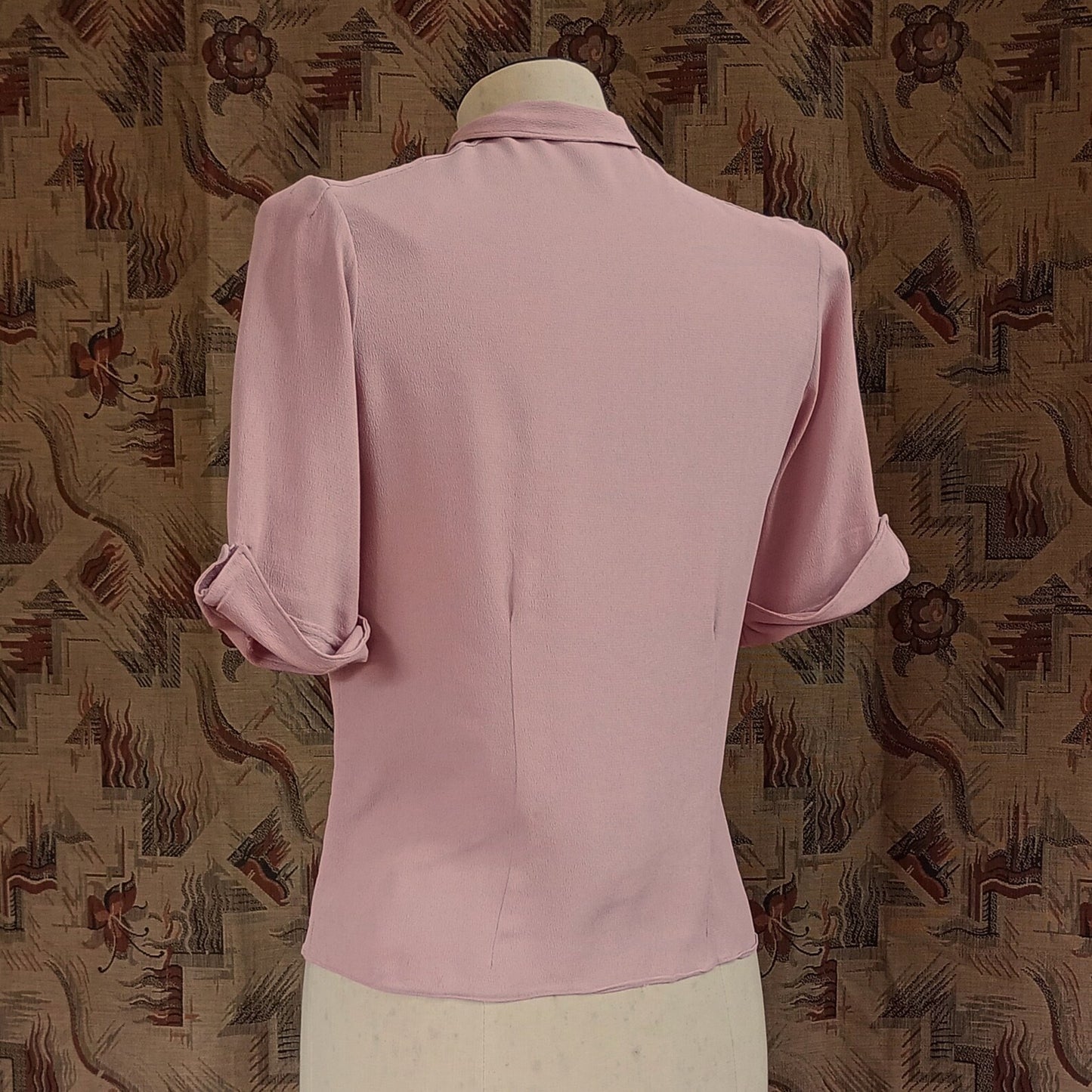 Vintage 1940s Pink Crepe Blouse Short Sleeved Shirt UK XS