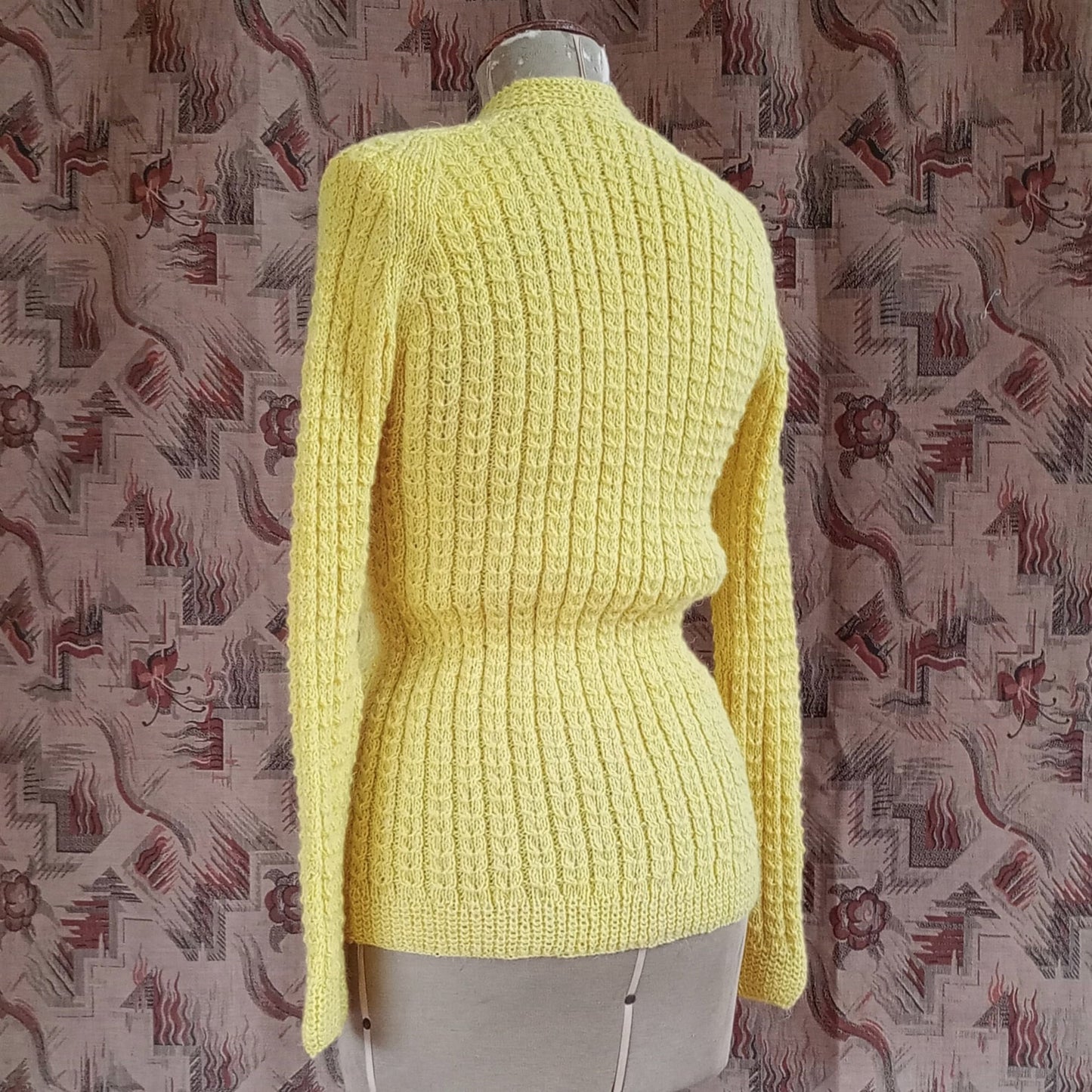 Vintage 1950s Hand Knitted Cardigan Lemon Wool Long Line Raglan UK S/M