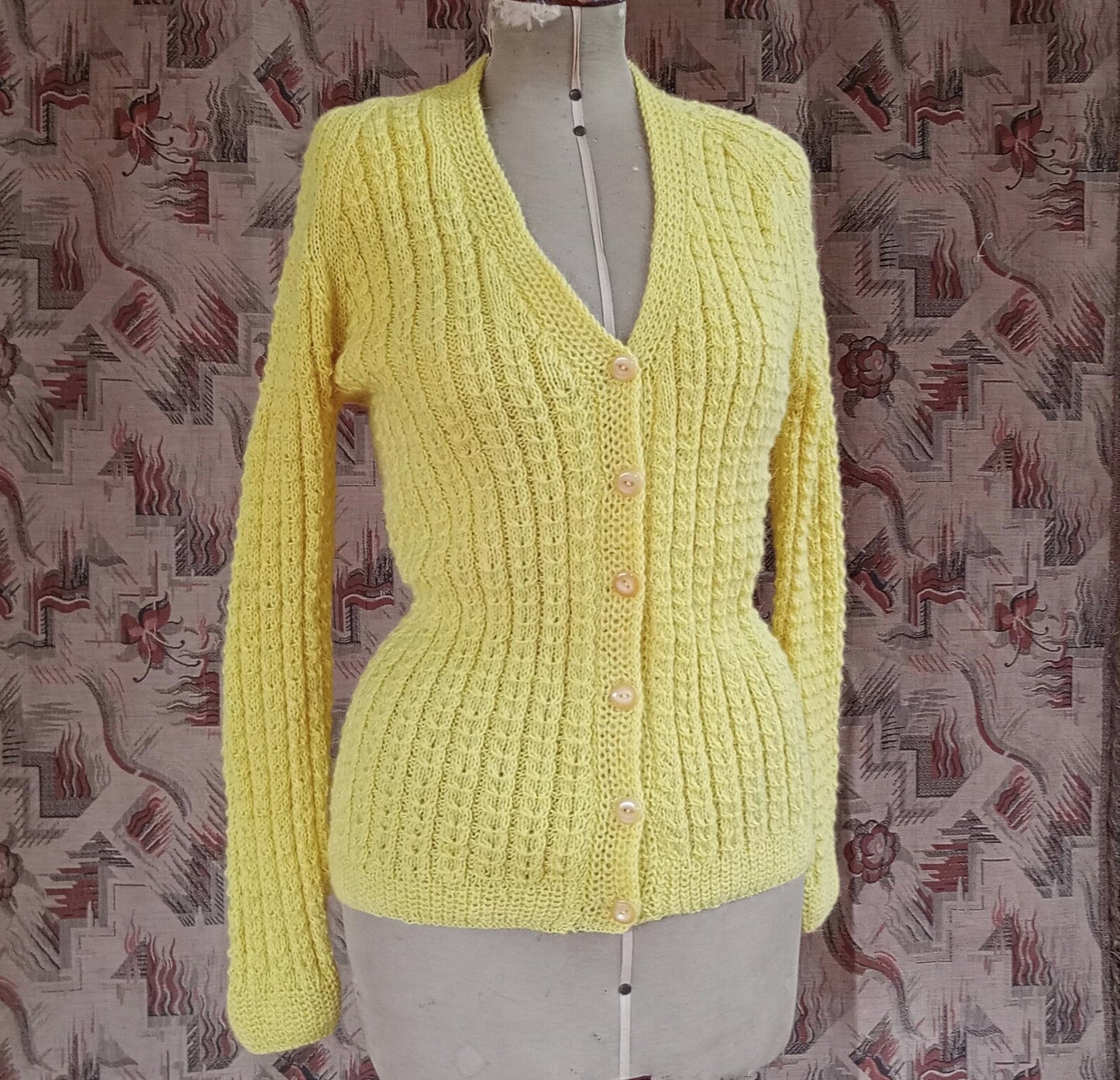 Vintage 1950s Hand Knitted Cardigan Lemon Wool Long Line Raglan UK S/M