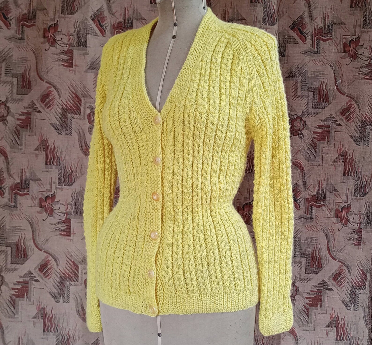 Vintage 1950s Hand Knitted Cardigan Lemon Wool Long Line Raglan UK S/M