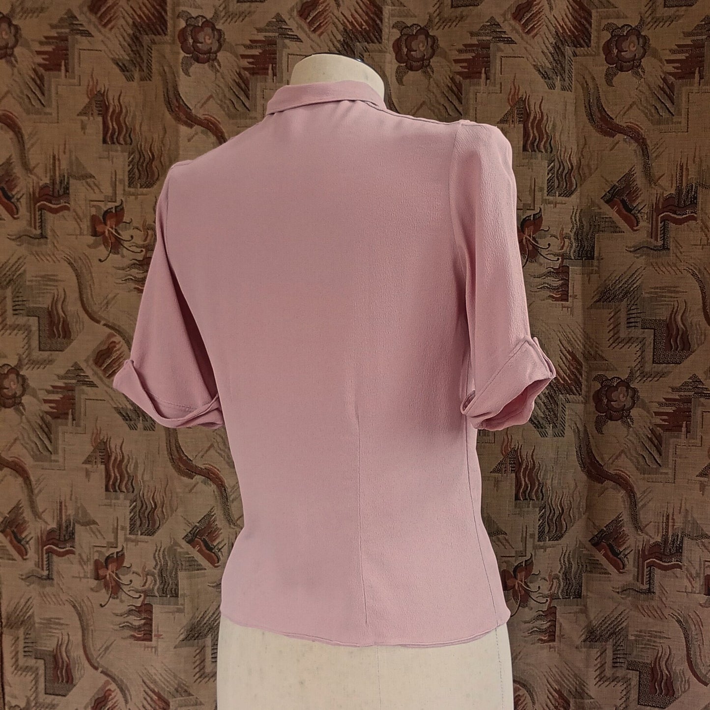 Vintage 1940s Pink Crepe Blouse Short Sleeved Shirt UK XS