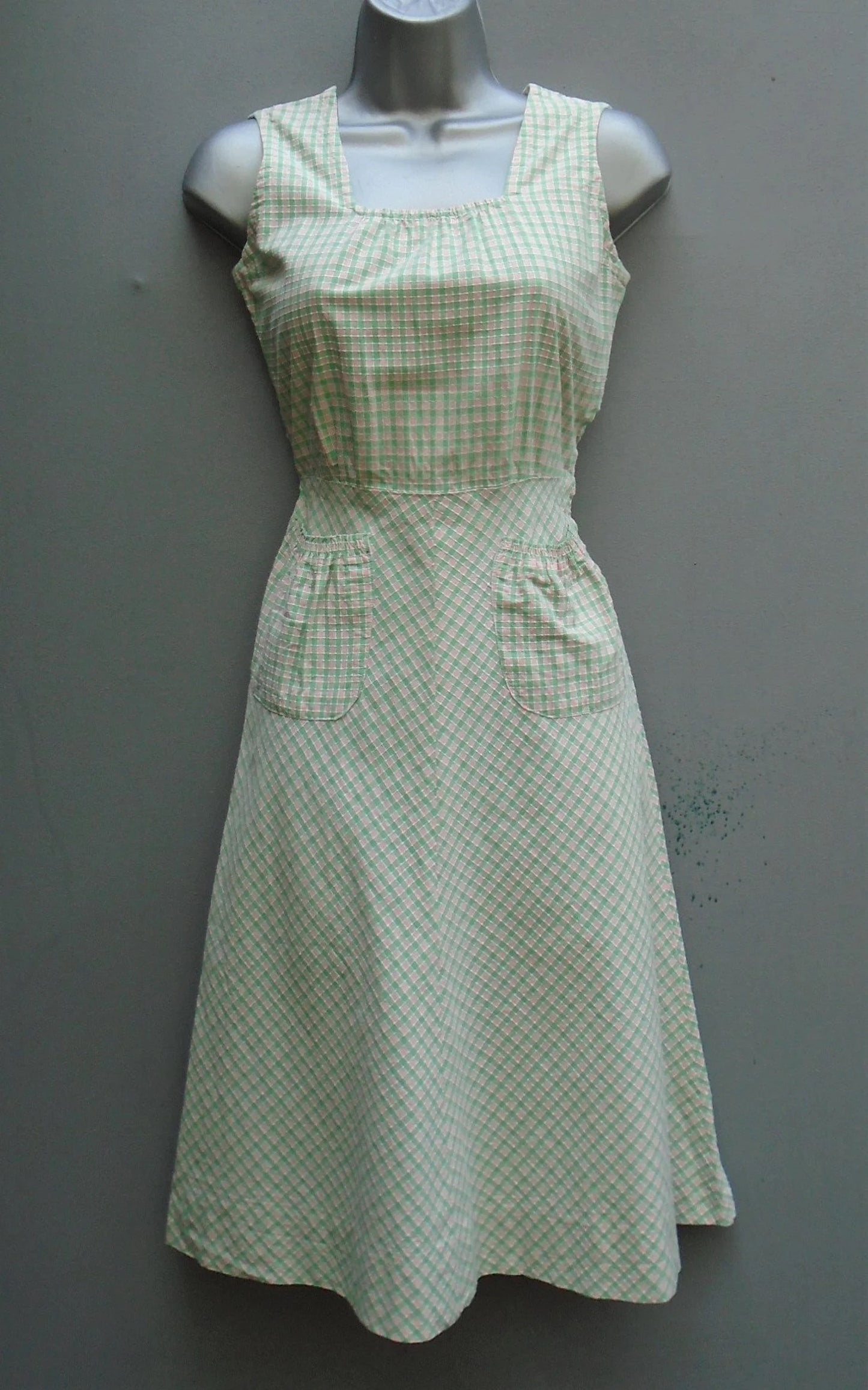 Vintage 1940s Pinafore Sun Dress Checked Cotton Sleeveless Novelty Pockets UK XS