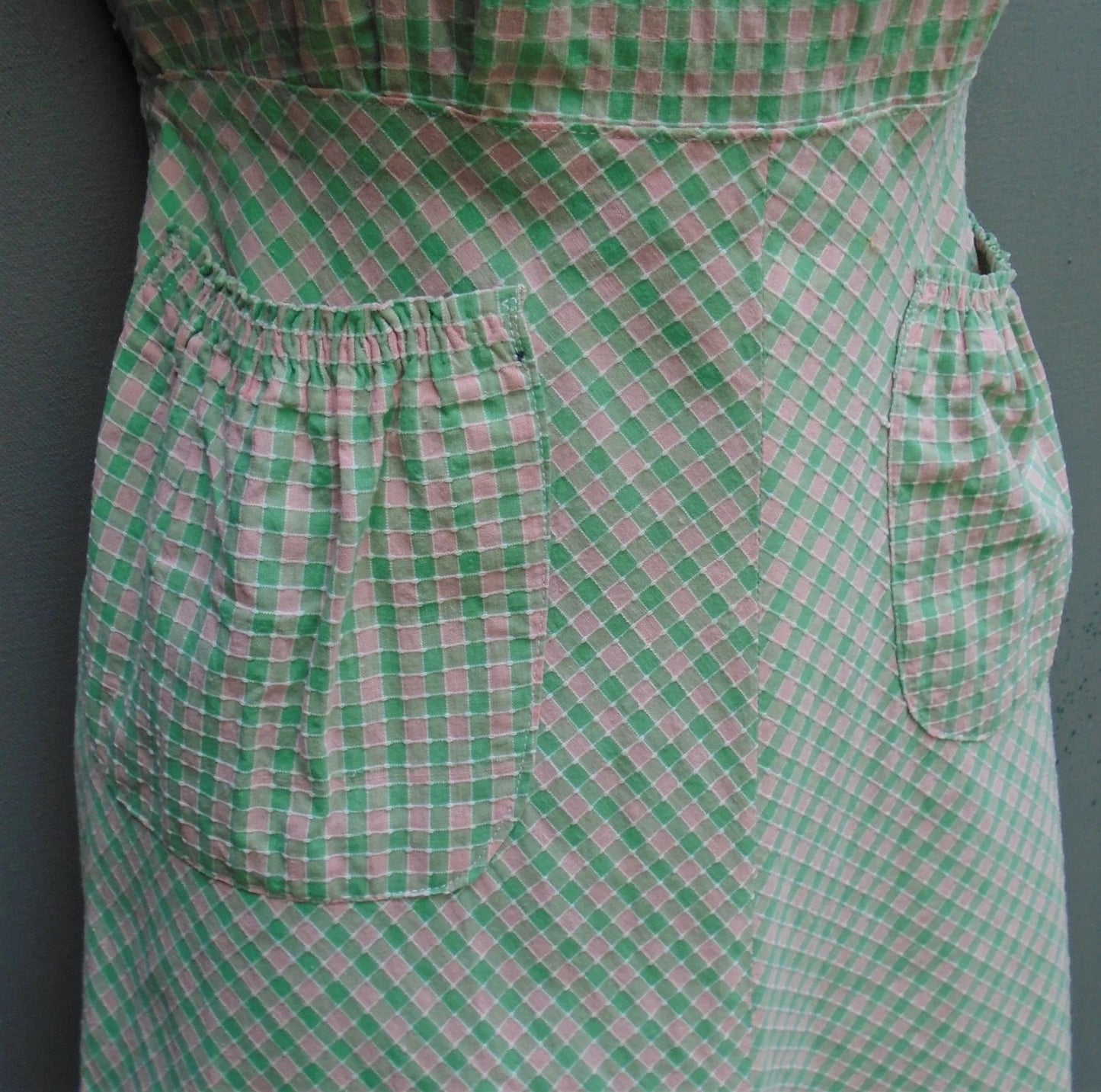 Vintage 1940s Pinafore Sun Dress Checked Cotton Sleeveless Novelty Pockets UK XS