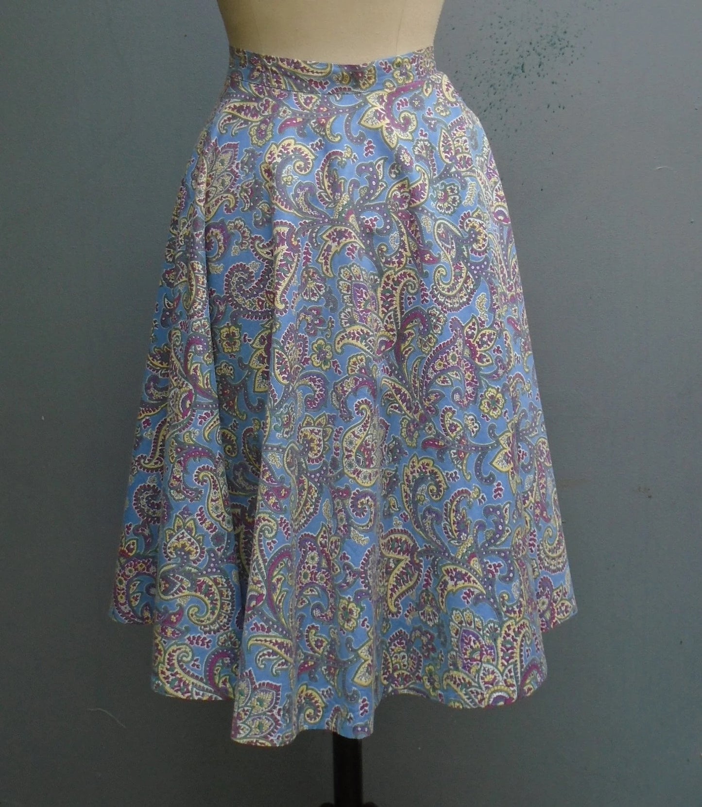 Original Vintage 1950s St. Michael Circle Skirt Paisley Printed Cotton Novelty Print UK S/M