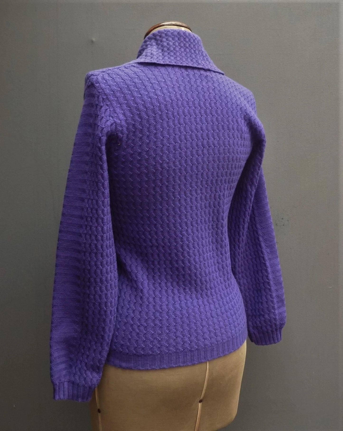 Vintage 1950s Purple Jumper Zig-zag Knit Collared Wool Sweater UK S/M