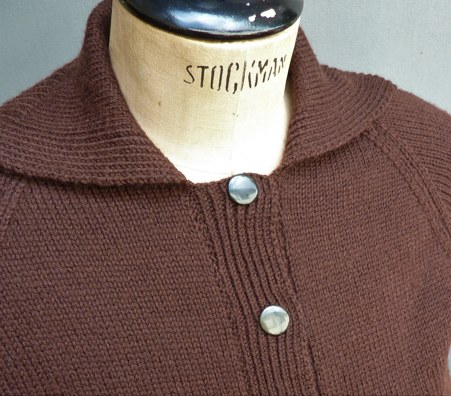 Vintage Hand Knitted 1950s 60s Chocolate Brown Raglan Cardigan UK L